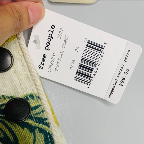 NWT We The Free Palm Shorts 24 - Picture 7 of 12